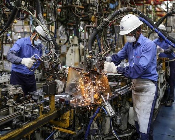 قطع برق در تابستان شاخص تولید و فروش صنايع بزرگ را کاهش داد؛ نگرانی درباره افزایش قیمتها