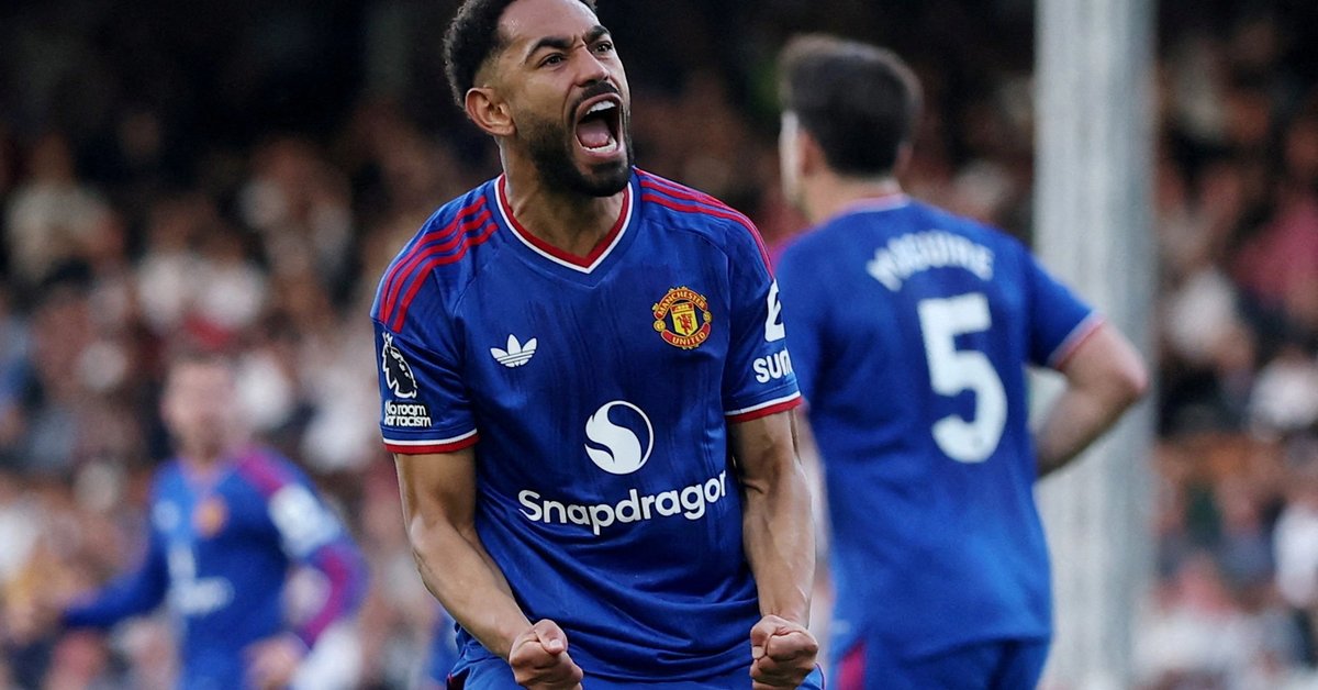 Fulham draws with Manchester United after late equalizer