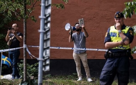 قرآنسوزی در سوئد؛ ایران، ترکیه، طالبان و برخی کشورهای عربی اعتراض کردند