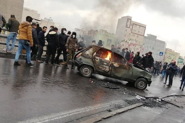 Iranian MP Reveals Approval For Risky Energy Price Increase