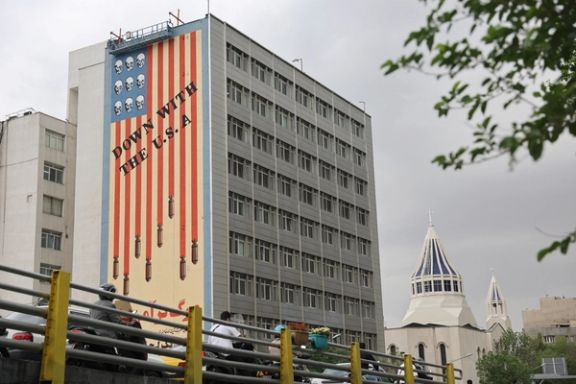 الأسواق تترقّب محادثات إيران وأميركا..انخفاض أسعار النفط وارتفاع التومان