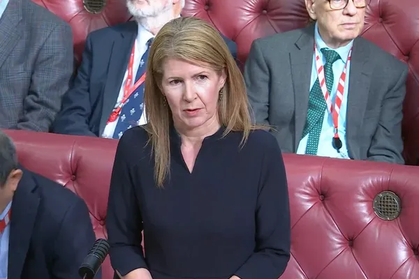 معاون وزیر خارجه بریتانیا: تهدید سپاه علیه ایراناینترنشنال را بررسی میکنیم