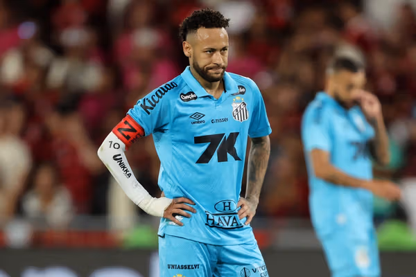 خبر بد برای سانتوس؛ نیمار دوباره از ناحیه زانوی پای چپ مصدوم شد