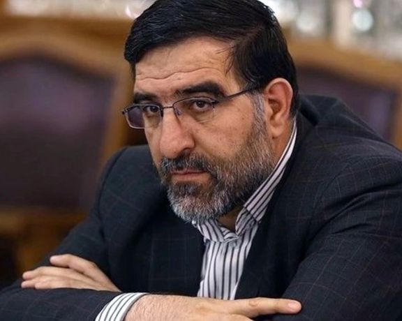 نماینده مجلس: مسئولان عالیرتبه عضو شبکههای اجتماعی فیلترشده هستند