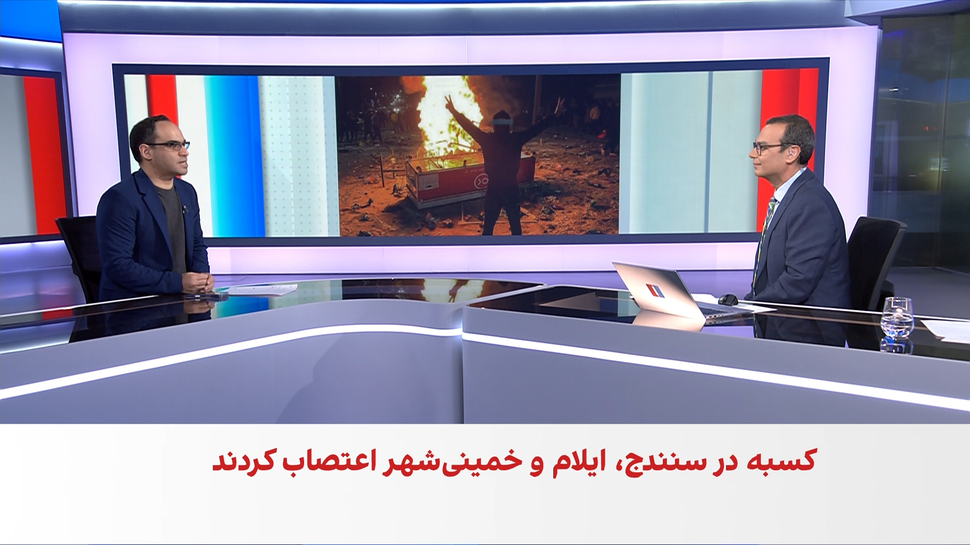 خیزش ملی ایرانیان در دوازدهمین روز