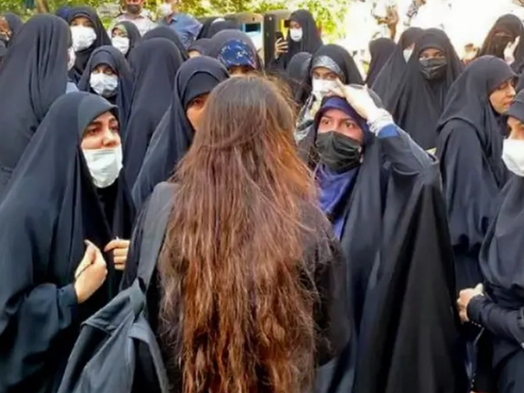 دبیر ستاد امر به معروف زنجان: حجاب قانون اسلامی و شرعی است و ربطی به دولتها ندارد