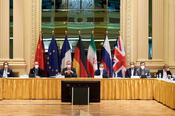 Commentators In Iran Pessimistic Over A Nuclear Deal
