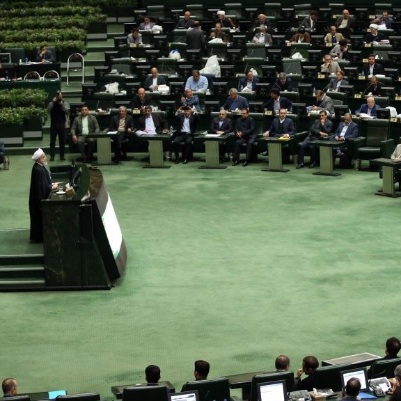 رابطة كتاب إيران: اقترب اليوم الذي سنعدل فيه هذا العالم المقلوب