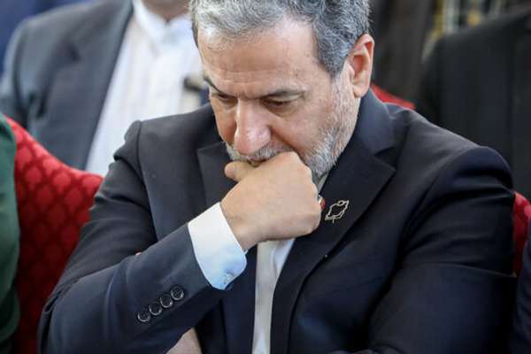 عراقچی: پهپاد نمایشداده شده در بریتانیا به دروغ به ایران نسبت داده میشود