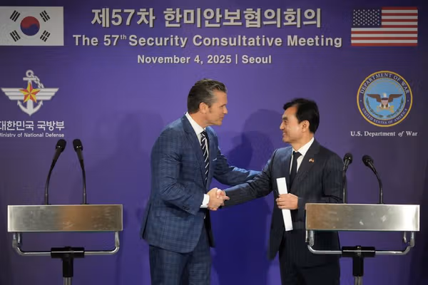 در صورت تامین سوخت از آمریکا، سئول پنج سال دیگر زیردریایی هستهای خود را به آب میاندازد