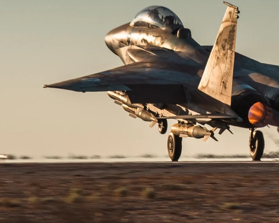 شبکه العربیه: ۴۰ جنگنده اسرائیلی به سمت ایران در حال پروازند