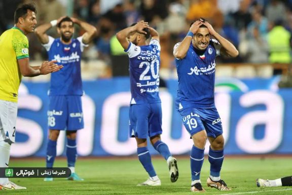 A scene of the match between Esteghlal FC and Naft FC in Abadan on May 5, 2023