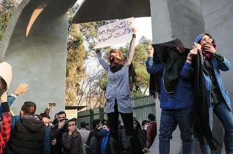 گرانی، کمبود و فرسودگی؛ وضعیت خوابگاههای دانشجویی در سال تحصیلی جدید