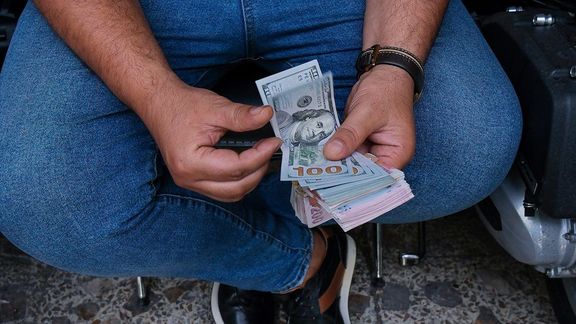 دو برابر شدن ارز مسافرتی و ایجاد صفهای طولانی در فرودگاه