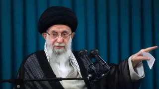 خامنهای پیشرفت میبیند و مردم پسرفت