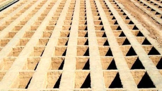 مسؤول إيراني: جهزنا 5000 قبر خارج طهران لدفن الجنود الأميركيين حال مقتلهم