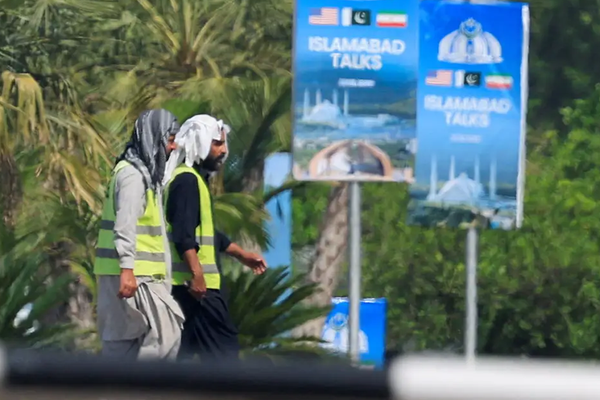 التلفزيون الإيراني: خبر وصول وفد تفاوضي إلى إسلام آباد كاذب