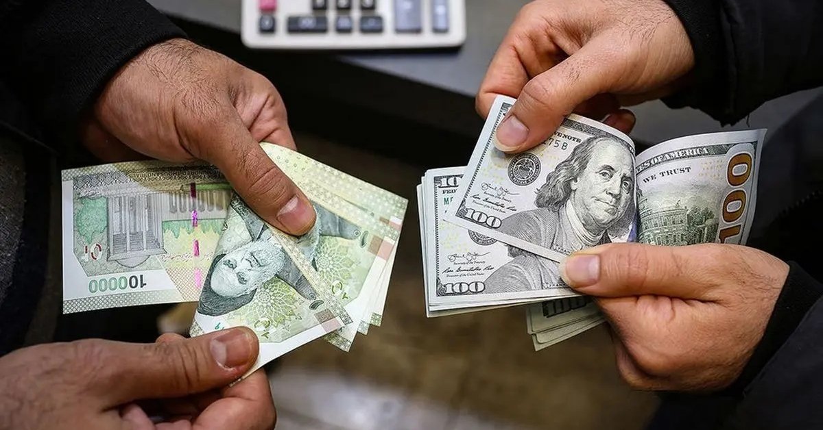 الدولار يتجاوز 220 ألف تومان.. ووزير الخارجية الأميركي: النظام الإيراني سيواصل دفع الثمن الدولار يتجاوز 220 ألف تومان.. ووزير الخارجية الأميركي: النظام الإيراني سيواصل دفع الثمن