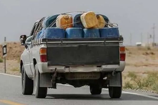 بينهم مراهقان.. مقتل ما لا يقل عن 12 من ناقلي الوقود البلوش في إيران خلال 5 أيام