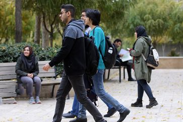 وزارت ورزش و جوانان: هیچیک از ۱۰ شخصیت برتر جوانان ایران، چهره اسلامی و ایرانی نیستند