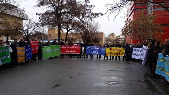 تجمع تاکسیرانان، کارگران، بازنشستگان در شهرهای مختلف با مطالبات صنفی