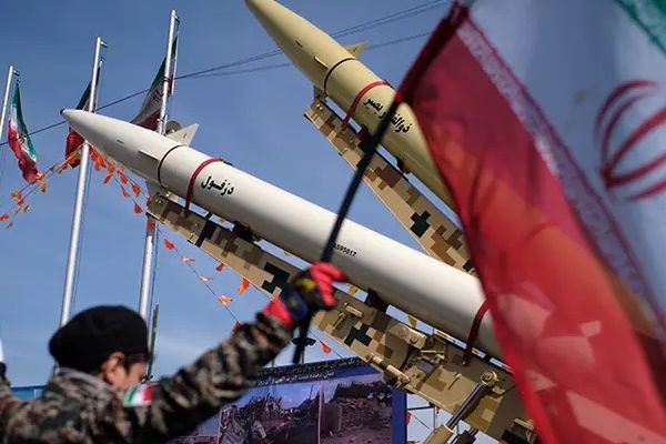 الاتحاد الأوروبي يقرر توسيع نطاق العقوبات ضد إيران لدعمها روسيا والميليشيات بالشرق الأوسط