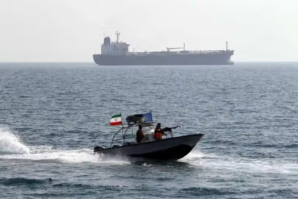 US backs Iraq pipeline plans to bypass Hormuz