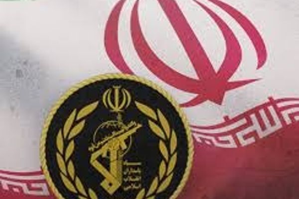 مقتل أحد عناصر الحرس الثوري في أصفهان وسط إيران
