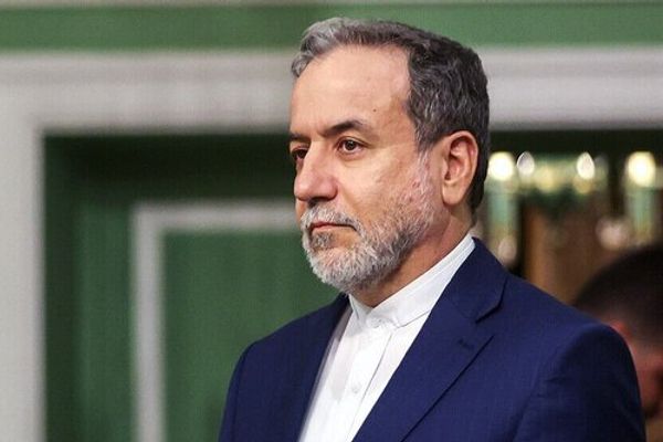 وزير خارجية إيران يستبعد لقاء نظيره الأميركي ويؤكد استعداد بلاده لإجراء محادثات نووية