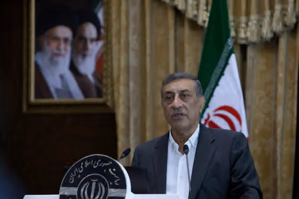 معاون اجرایی پزشکیان: بخشی از سختیها را دولت و بخشی را مردم تحمل کنند