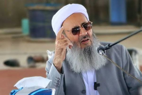 خطيب أهل السنة في إيران: لم نتلق أي مساعدة حكومية وندير شؤوننا بأموال الناس