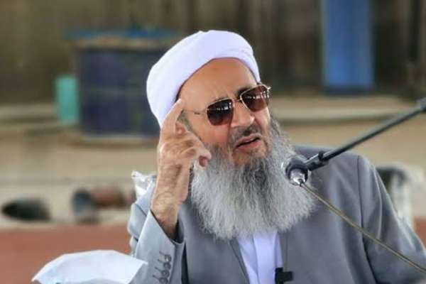 خطيب أهل السُّنة في إيران: الموارد الوطنية يجب أن لا تُنفق وفق المذهب.. وكفى تمييزا