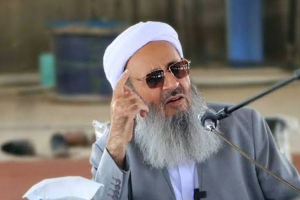 خطيب أهل السُّنة في إيران: الموارد الوطنية يجب أن لا تُنفق وفق المذهب.. وكفى تمييزا