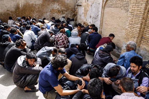 Shortage of opium syrup threatens addiction treatment in Iran