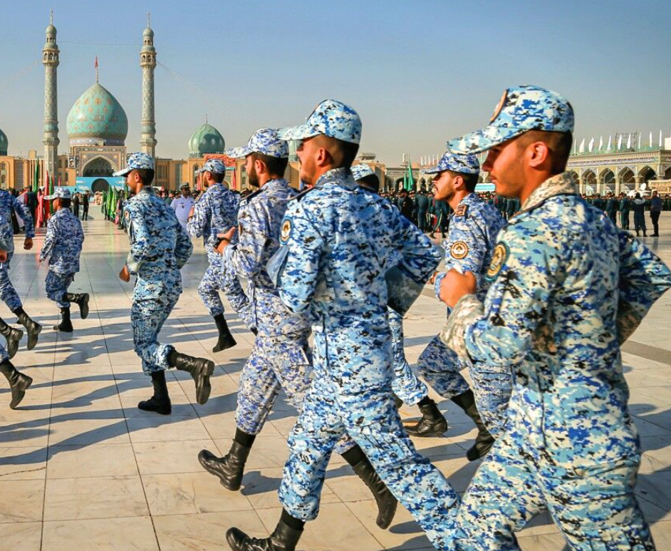 إيران تسعى لمكافأة المستثمرين في الخارج بالإعفاء من الخدمة العسكرية