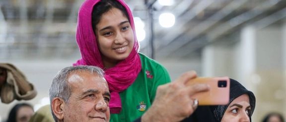 پزشکیان در انتخابات چهرهای حامی زنان و حقوق آنها از خود به نمایش گذاشته است