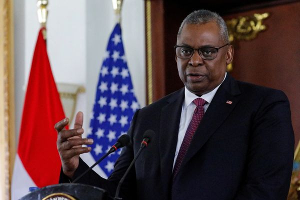 وزير الدفاع الأميركي: على إيران مراجعة فاعلية أسلحتها بعد هجومها الفاشل على إسرائيل