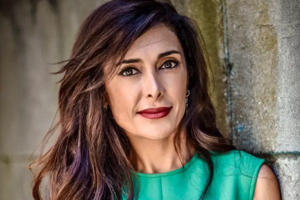 الشرطة تحذر عضوة من أصول إيرانية في البرلمان البلجيكي من تعرضها للتهديد بالقتل