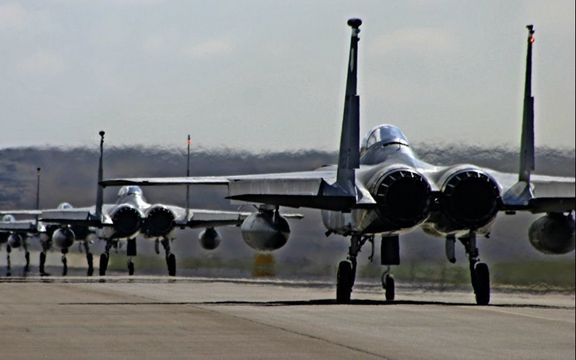 رسانههای اسرائیل: آمریکا چندین اف۱۵ را برای رهگیری پهپادهای ایرانی به منطقه آورده