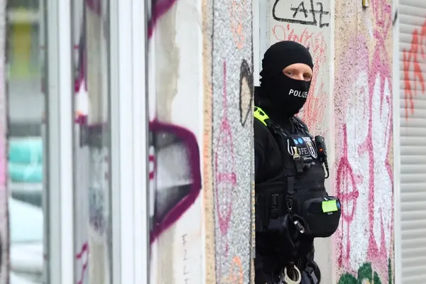Alleged IRGC plot sought woman to burn kosher shop, German court hears