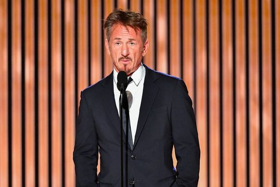 شان پن، بازیگر آمریکایی، در مراسم گلدن گلوب جوانان ایران و زنان افغانستان را تحسین کرد