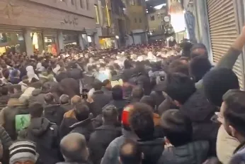 در سومین روز از اعتراضات ایران چه گذشت؟