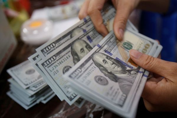 Iranian Markets Eagerly Await Positive News On Deal With US