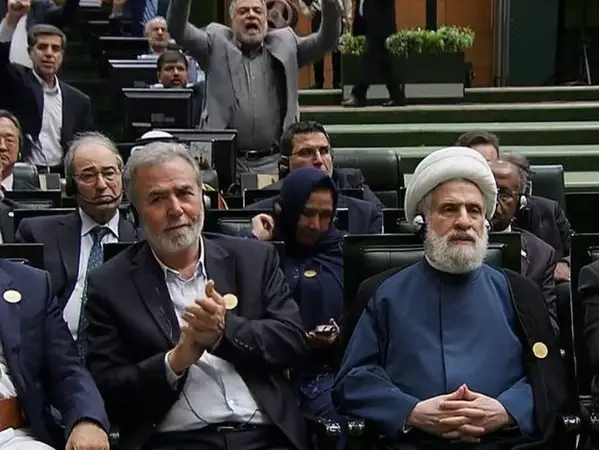 مراسم تحلیف زیر سایه حضور سران گروههای نیابتی؛ پزشکیان بهعنوان رییس ...