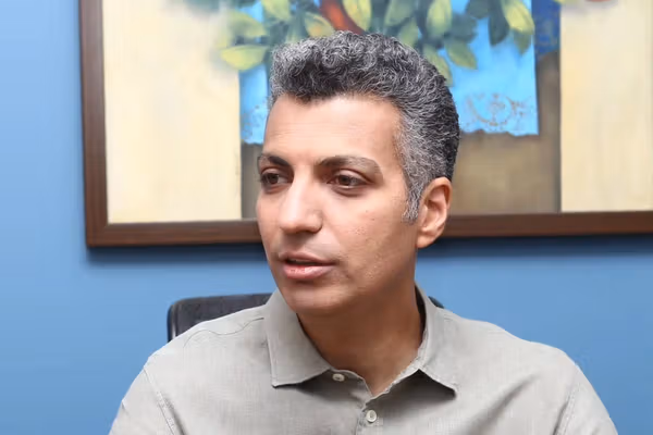 عادل فردوسیپور: در کنار هموطنانم میایستم و از اعتراض بهحقشان حمایت میکنم