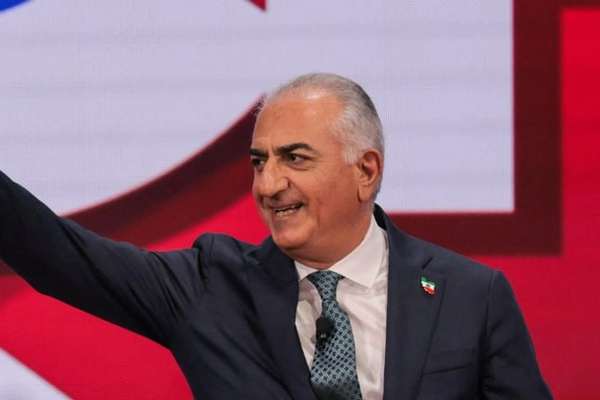 شاهزاده رضا پهلوی: در ایران یک انقلاب علیه انقلاب ۵۷ در جریان است
