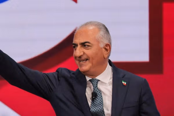 شاهزاده رضا پهلوی: در ایران یک انقلاب علیه انقلاب ۵۷ در جریان است