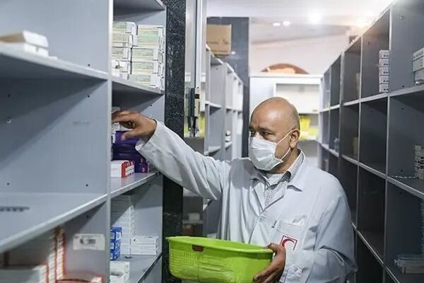 "صحة البرلمان الإيراني": سعر الأدوية سيرتفع 5 أضعاف إذا تم إلغاء السعر الحكومي للدولار