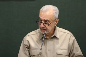اخلاقی با ۲۳۷ رای وزیر دفاع جمهوری اسلامی شد و از آمادگی برای «جنگ چهارم» سخن گفت
