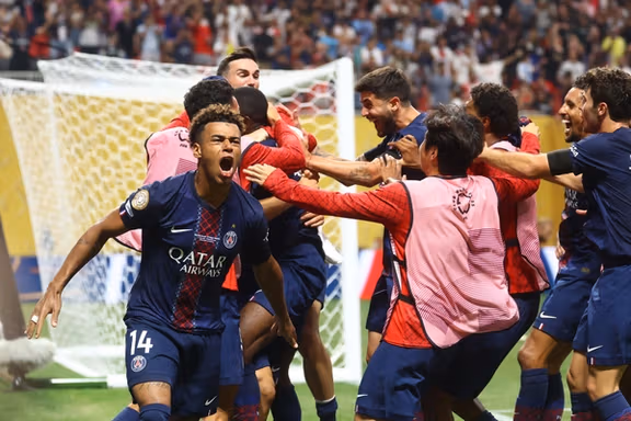 پاریسنژرمن ۲-۰ بایرن مونیخ؛ پاریسیها، ۹ نفره به نیمهنهایی جام جهانی رسیدند